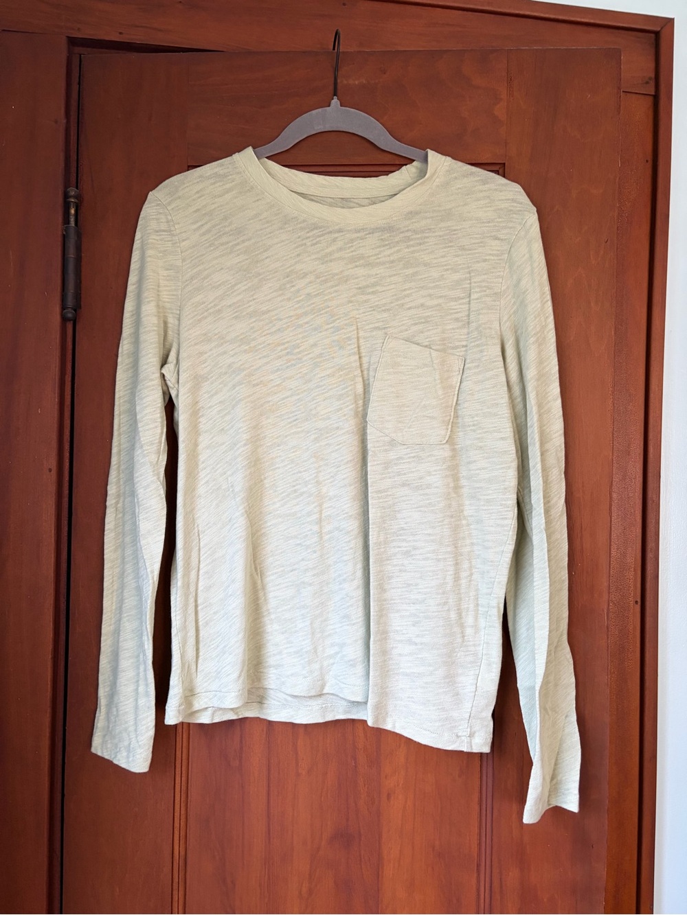American Eagle Outfitters Sage Green Long Sleeve Pocket Tee